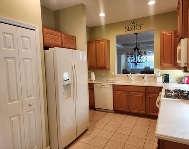 6642 Tailfeather Way - Photo Thumbnail 11