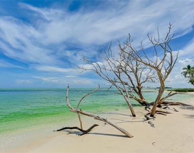 22 Sandy Cove Road - Photo Thumbnail 32