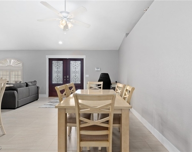 3425 Se 4th Avenue - Photo Thumbnail 29