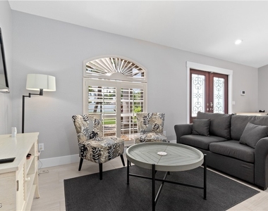 3425 Se 4th Avenue - Photo Thumbnail 21