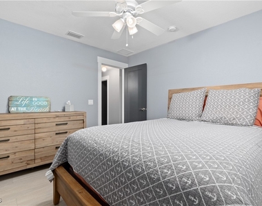 3425 Se 4th Avenue - Photo Thumbnail 38