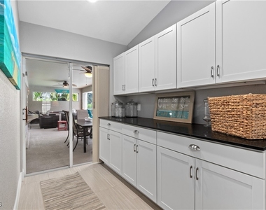 3425 Se 4th Avenue - Photo Thumbnail 44