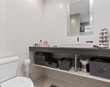 3425 Se 4th Avenue - Photo Thumbnail 42