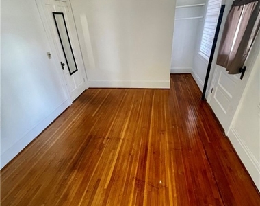 52 Genesee St  Apt 1 - Photo Thumbnail 18