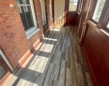 52 Genesee St  Apt 1 - Photo Thumbnail 17