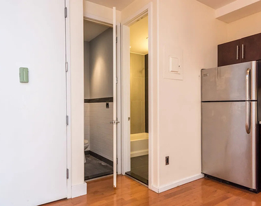 41 Havemeyer Street - Photo Thumbnail 3