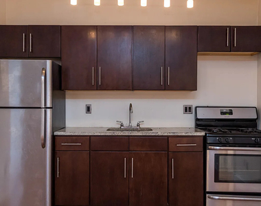 41 Havemeyer Street - Photo Thumbnail 2