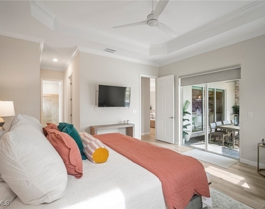 15871 Leaning Pine Lane - Photo Thumbnail 20