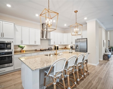 15871 Leaning Pine Lane - Photo Thumbnail 10