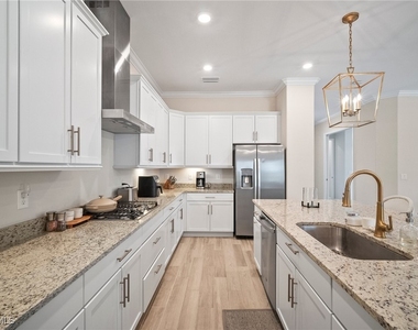 15871 Leaning Pine Lane - Photo Thumbnail 11