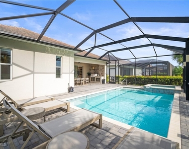 15871 Leaning Pine Lane - Photo Thumbnail 33