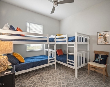 15871 Leaning Pine Lane - Photo Thumbnail 25