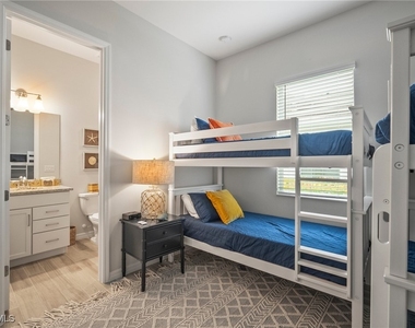15871 Leaning Pine Lane - Photo Thumbnail 26