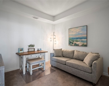 16000 Grassland Lane - Photo Thumbnail 21