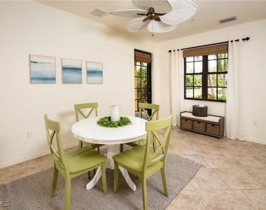 8986 Cambria Circle - Photo Thumbnail 4