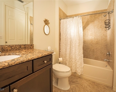 8986 Cambria Circle - Photo Thumbnail 16