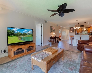 820 S Hollybrook Drive - Photo Thumbnail 14