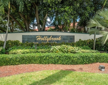 820 S Hollybrook Drive - Photo Thumbnail 58