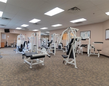 820 S Hollybrook Drive - Photo Thumbnail 49