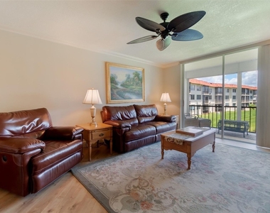 820 S Hollybrook Drive - Photo Thumbnail 2