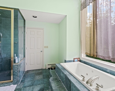 13 Whitney Circle - Photo Thumbnail 27