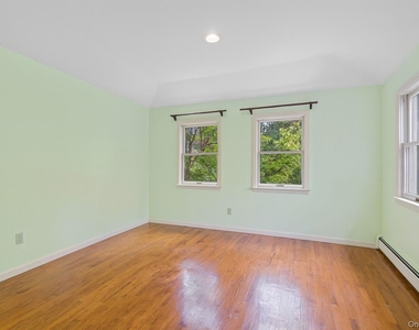 13 Whitney Circle - Photo Thumbnail 21