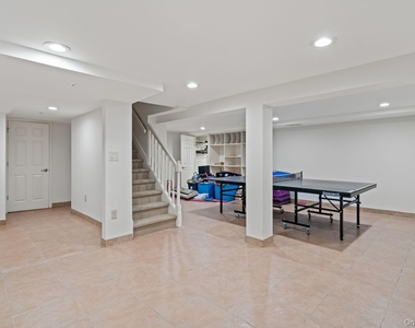 13 Whitney Circle - Photo Thumbnail 28