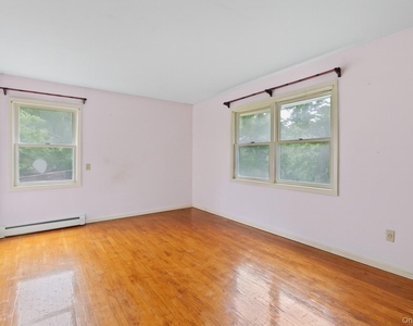 13 Whitney Circle - Photo Thumbnail 24