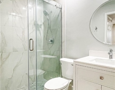 707 Neapolitan Way - Photo Thumbnail 7