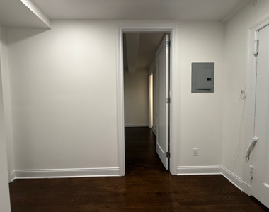 145 West 55th Street - Photo Thumbnail 6