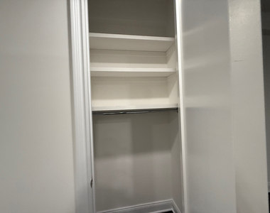 145 West 55th Street - Photo Thumbnail 4