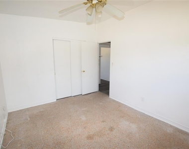 104 W Lancaster Road - Photo Thumbnail 22