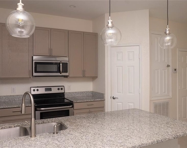 6466 Cava Alta Drive - Photo Thumbnail 3