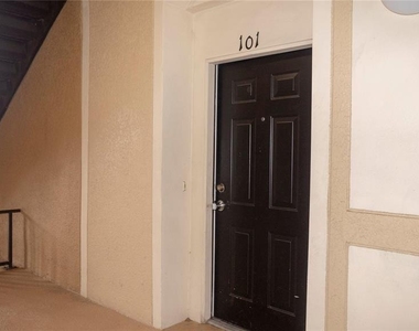 6466 Cava Alta Drive - Photo Thumbnail 2