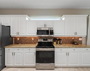 4360 Iola Drive - Photo Thumbnail 16