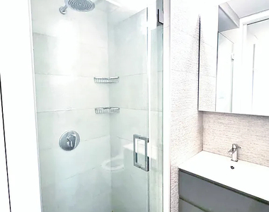 195 Stanton Street - Photo Thumbnail 7