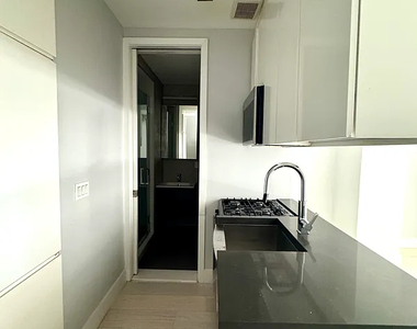 195 Stanton Street - Photo Thumbnail 11