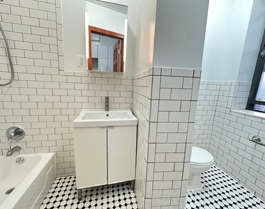 321 East 108th Street - Photo Thumbnail 3