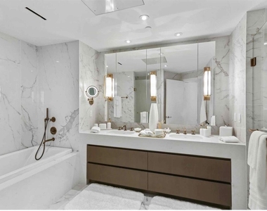 525 N Fort Lauderdale Beach Boulevard - Photo Thumbnail 16