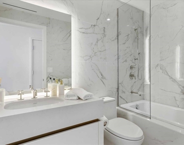 525 N Fort Lauderdale Beach Boulevard - Photo Thumbnail 6