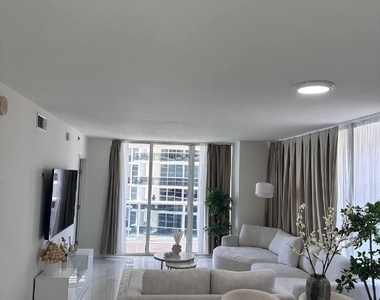 1830 S Ocean Drive - Photo Thumbnail 20