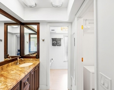 5921 Sw 17th Court - Photo Thumbnail 28