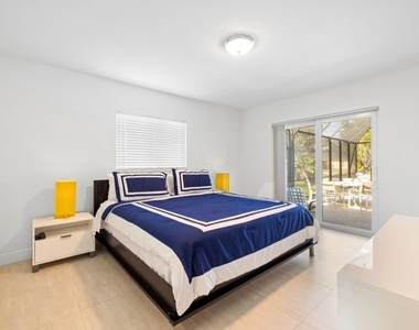 5921 Sw 17th Court - Photo Thumbnail 32