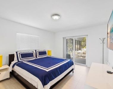5921 Sw 17th Court - Photo Thumbnail 30