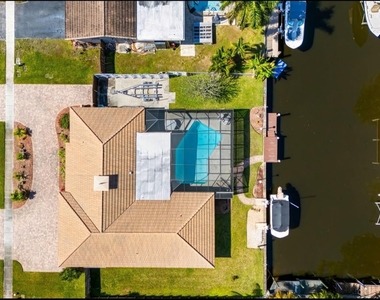 5921 Sw 17th Court - Photo Thumbnail 19