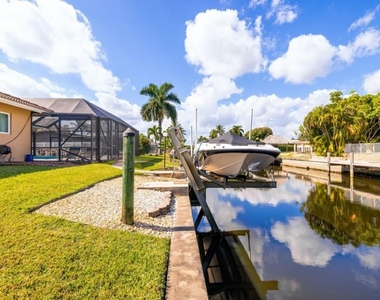 5921 Sw 17th Court - Photo Thumbnail 17