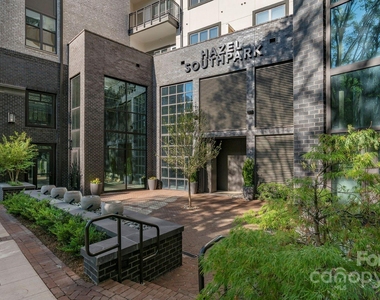 4401 Barclay Downs Drive - Photo Thumbnail 4