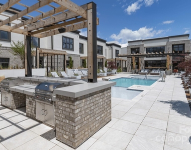 4401 Barclay Downs Drive - Photo Thumbnail 11