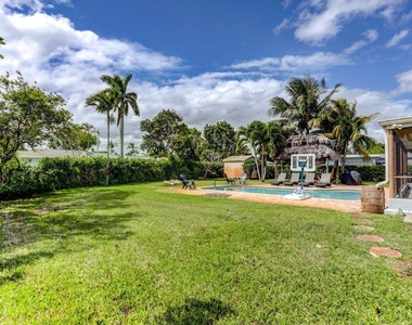 7115 Venetian Way - Photo Thumbnail 29