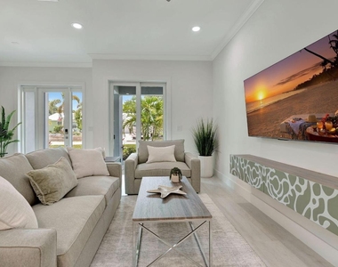 4680 Se Manatee Way - Photo Thumbnail 7